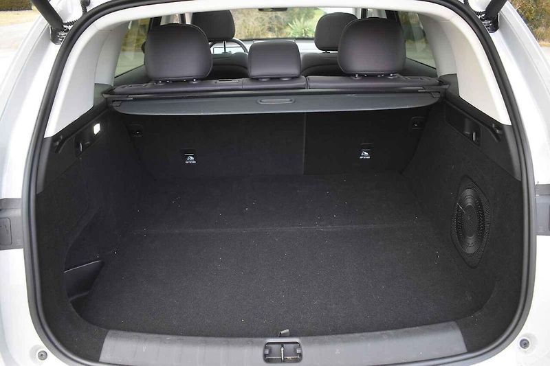 Leapmotor C10 se nabízí jako elektromobil i jako vůz s prodlužovačem dojezdu.