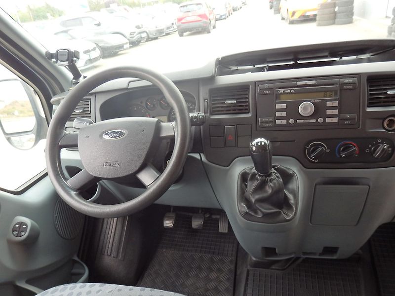 Ford Transit 2.2 TDCI 63 kW ABS - fotka 13 z 17
