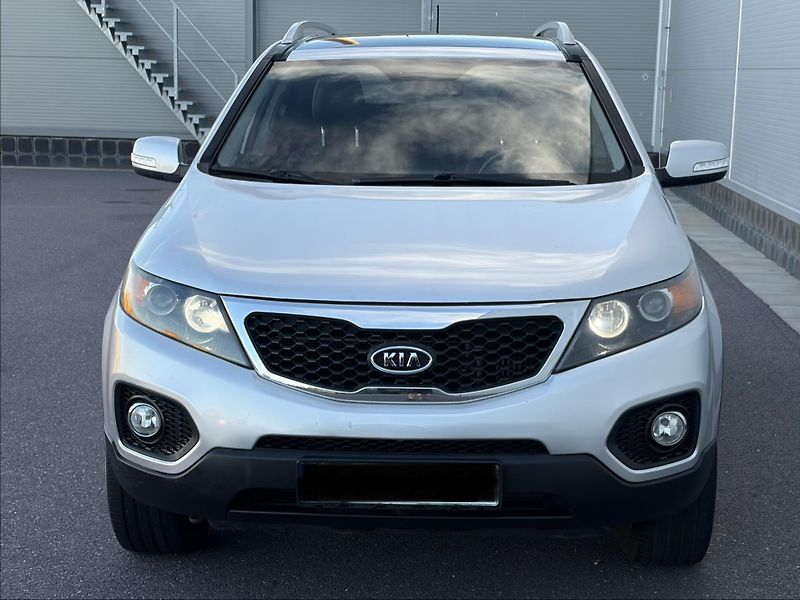 Kia Sorento (2011) 7MÍST/2.2d AT 145kW/BEZ KOROZE - fotka 6 z 21