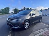 Chrysler Pacifica (2017) 3,6 RU Touring L 8 míst 2017 - náhled 1