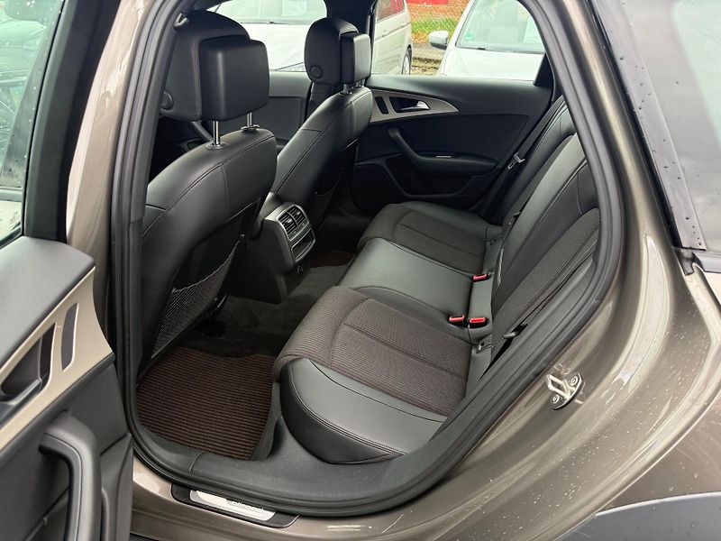 Audi A6 Allroad 3.0 TDI QUATTRO - fotka 9 z 12