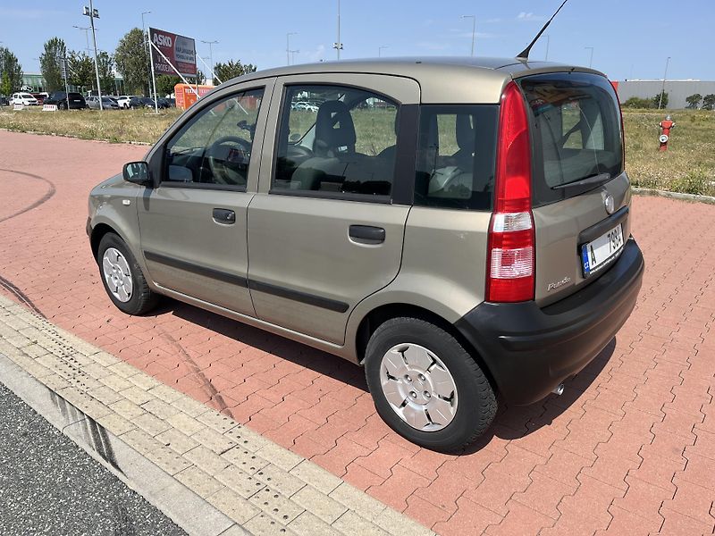 Fiat Panda 1.1 Active 125 180 km - fotka 8 z 29