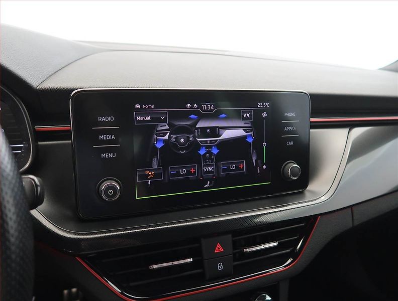 Škoda Kamiq (2021) Monte Carlo 1.0 TSI - fotka 18 z 28