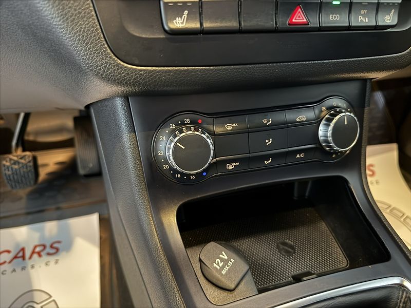 Mercedes-Benz Třídy B 1,8   CDi BI-XEN NAVI VÝHŘEV - fotka 19 z 40