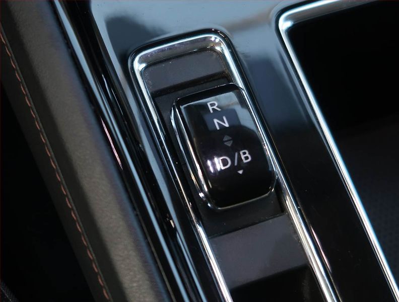 Škoda Enyaq (2021) 60 (62 kWh), SoH 91% - fotka 13 z 30