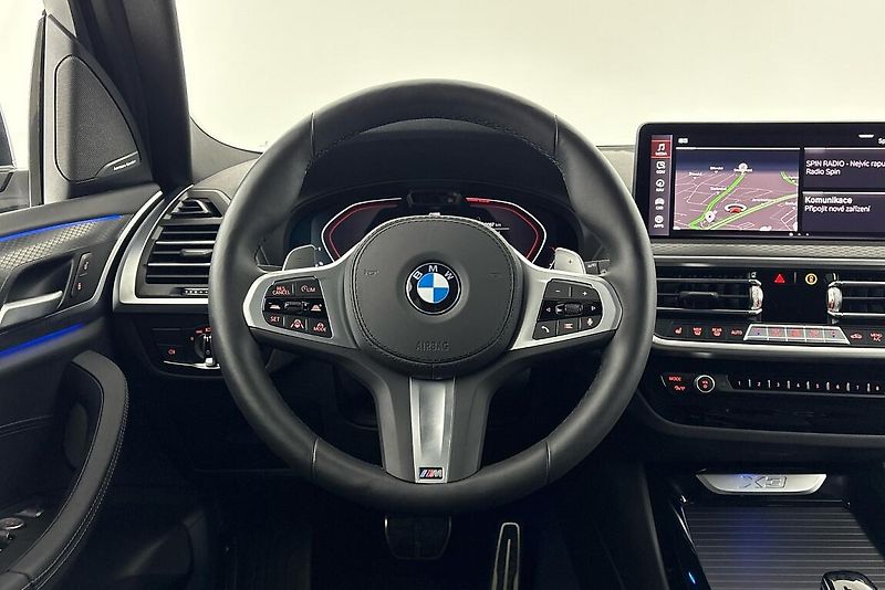 BMW X3 xDrive30d - fotka 8 z 20
