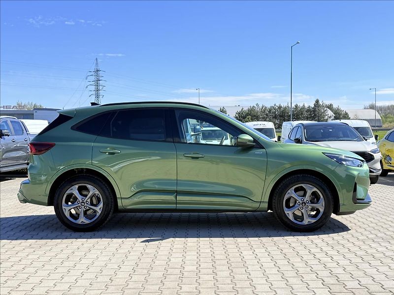 Ford Kuga 1,5 EcoBoost 137 kW ST-Line - fotka 6 z 29