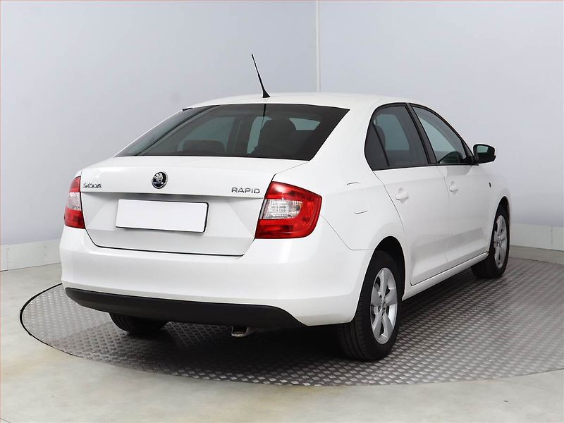 Škoda Rapid (2014) 1.2 TSI, Tempomat - fotka 5 z 15