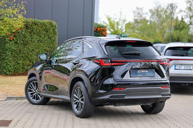 Lexus NX 350h 350h 2,5 HEV COMFORT PLUS - fotka 5 z 24