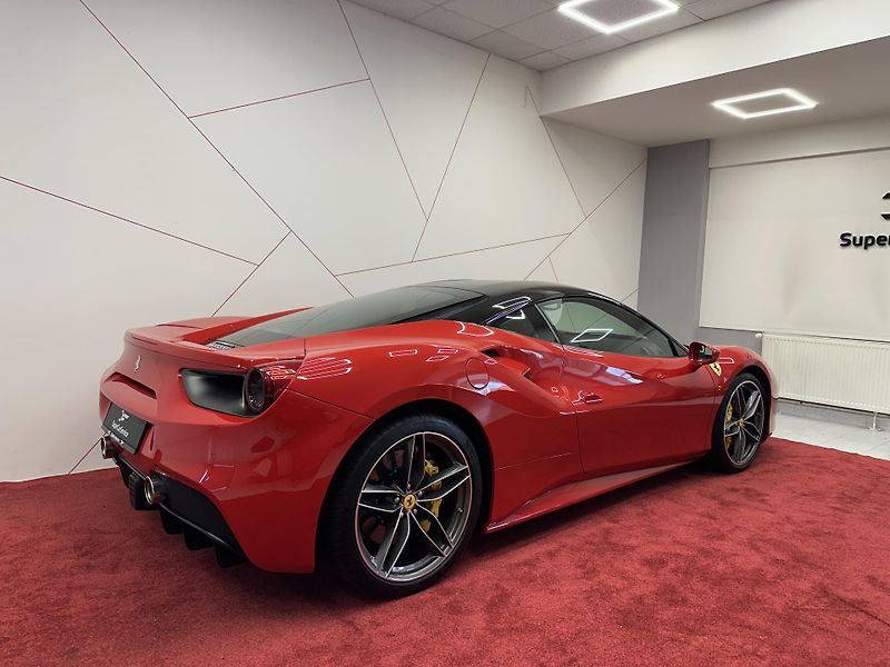 Ferrari 488 (2018) GTB*LIFT*CAMERA*QUIO*DPH*CORSA - fotka 4 z 13