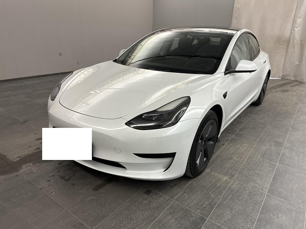 Tesla Model 3 STAND. RANGE 208w TZ SOH 94,7%