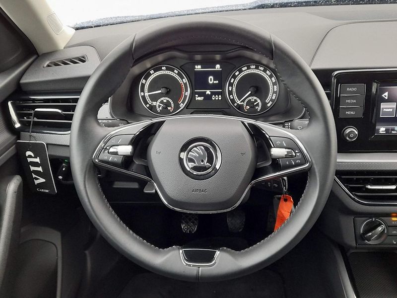 Škoda Kamiq Ambition Plus 1.0 TSI 81kW 6MP - fotka 12 z 20