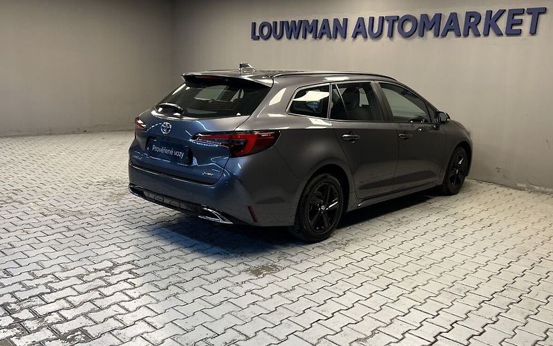Toyota Corolla TS 1,8 Hybrid AT Comfort Bussi - fotka 2 z 16