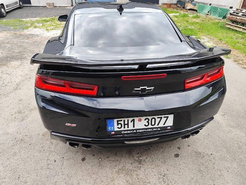 Chevrolet Camaro (2018)   CAMARO6.2SS MANUÁL !!! - fotka 4 z 10