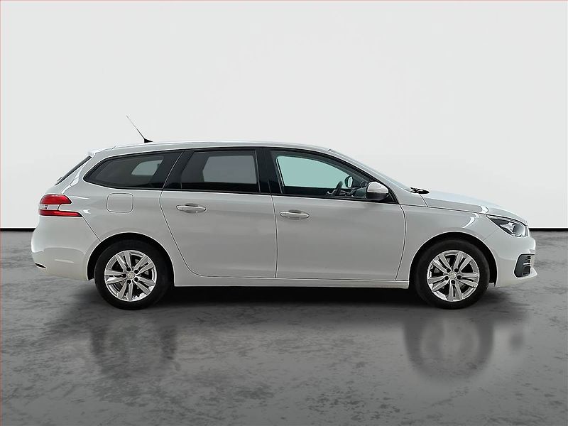 Peugeot 308 (2021) 1.5 BlueHDi, Tempomat - fotka 6 z 19