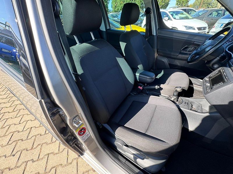 Škoda Roomster (2011) 1,2 TSI 77 KW KILOMETRY TAŽNÉ - fotka 36 z 50