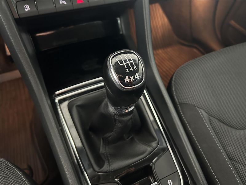 Škoda Kodiaq 1,4   TSI 110kW,SERVISKA,4x4 - fotka 24 z 33