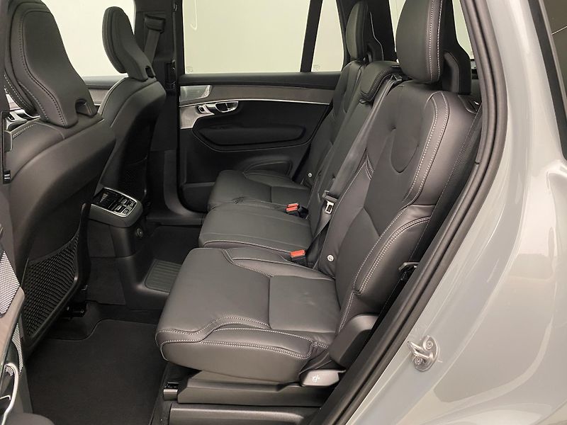 Volvo XC90 (2026) T8 AWD Plug-in DARK PLUS 7m - fotka 6 z 75