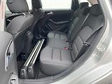 Mercedes-Benz Třídy B (2012) 1.6i B200, AT, bixen, navi, - náhled 10
