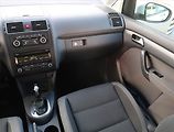 Volkswagen Touran (2012) Comfortline 1.6 TDI, Automat - náhled 8