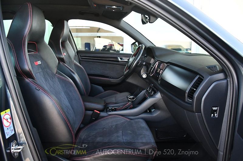 Škoda Kodiaq RS 2,0TDi VIRTUAL PANOR 2xALU  - fotka 17 z 56