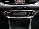 Hyundai i30 1,0 T-GDI 88kW Comfort CZ - náhled 23