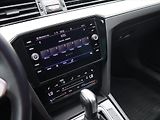 Volkswagen Passat Variant 2.0 TDI 147kW 4MOT DSG CZ DPH - náhled 19