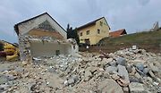 Ve Slaném-Kvíci musí výstavbě nového dálničního mostu ustoupit domy i některé zahrádky s chatkami.