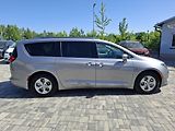 Chrysler Pacifica (2018) 3,6L Hybrid, krásný stav  - náhled 8