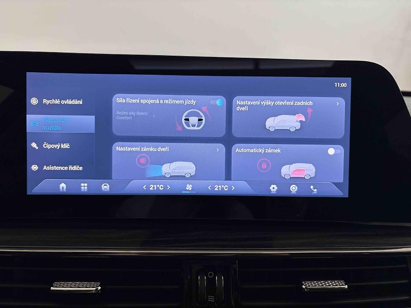 Omoda 5 (2025) 1.6 Premium 108 kW - fotka 32 z 49