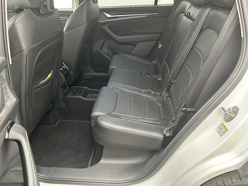 Škoda Kodiaq 2.0 TDI 4x4 Exclusive Selectio - fotka 8 z 30