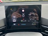 MG MG4 (2025) EXCLUSIVE 64 kWh *SPEC. AKCE - náhled 12