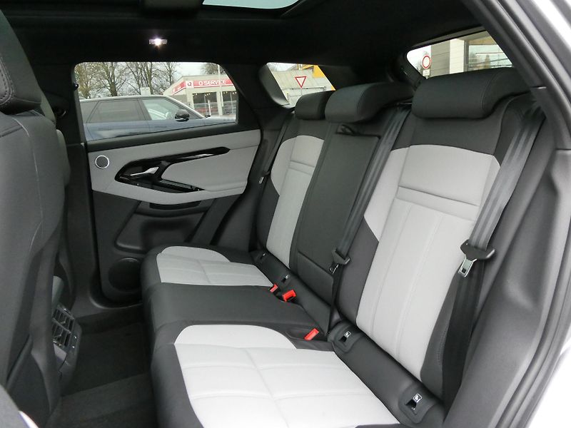 Land Rover Range Rover Evoque 2,0 Dynamic SE D165 aut.4x4 - fotka 16 z 39