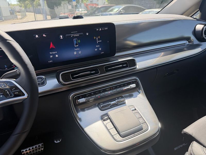 Mercedes-Benz Třídy V (2026) V 300 d / Exclusive / L / 4M - fotka 21 z 26