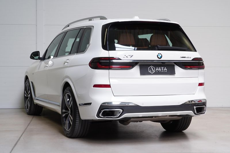 BMW X7 Xdrive40d,Mpaket,ČR,DPH,Tažné - fotka 8 z 40