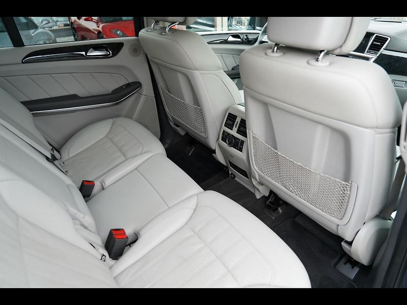 Mercedes-Benz GL 350d, 4Matic, AMG, 7míst, - fotka 31 z 50