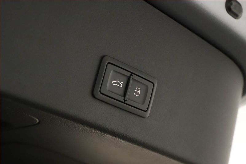 Audi A6 Allroad (2016) 3.0 TDI, 4X4, Automat - fotka 11 z 18