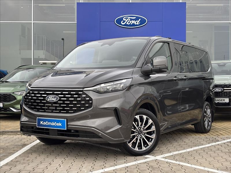 Ford Tourneo Custom 2,0 125kW Titanium X AWD L1 - fotka 1 z 47