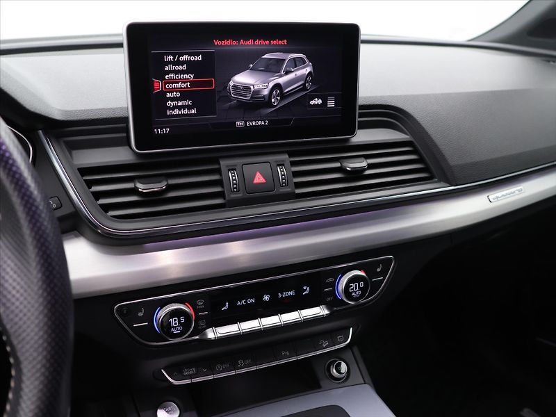 Audi Q5 2,0 TDI 140kW 4X4 Tažné CZ LED - fotka 19 z 31