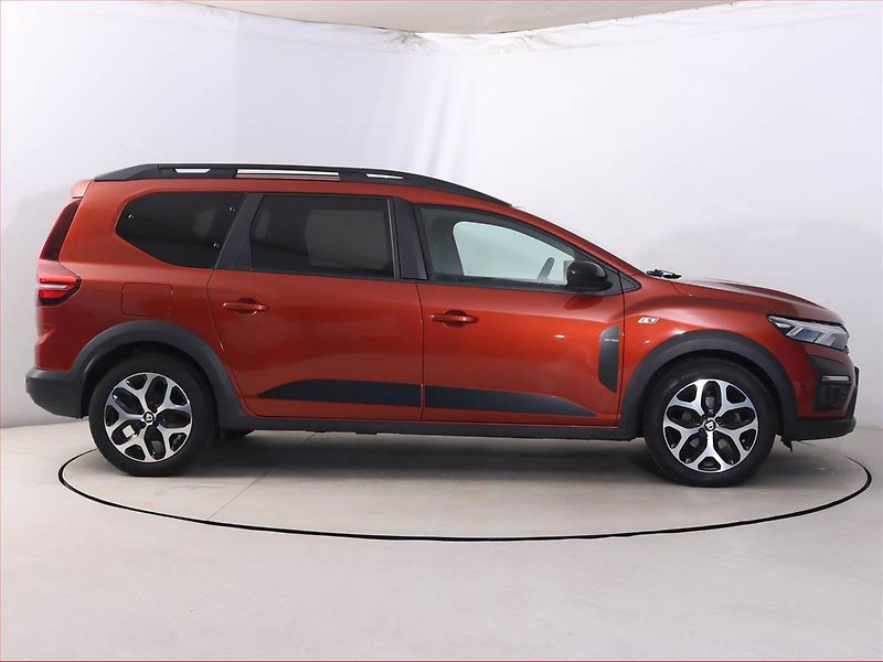 Dacia Jogger (2023) Comfort 1.0 TCe LPG, LPG - fotka 6 z 20