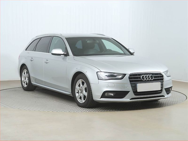 Audi A4 (2013) 1.8 TFSI, Kůže, Navi - fotografie inzerátu