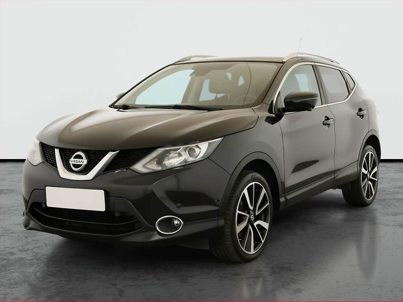 Nissan Qashqai (2015) Tekna 1.6 dCi, 4X4 - fotka 2 z 19
