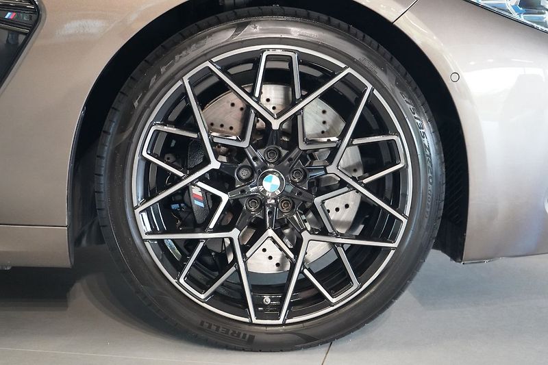 BMW M8 Competition xDrive Gran Coupé - fotka 7 z 50