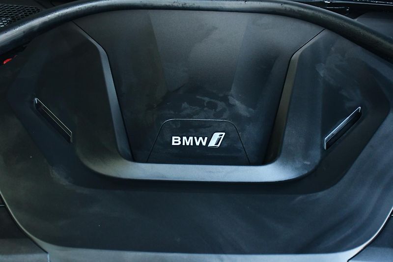 BMW i4 eDrive40 NAV REZERVACE - fotka 40 z 41