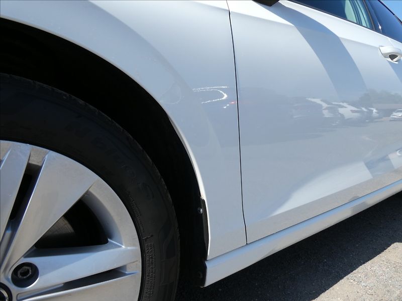 Volkswagen Golf 2,0 VIII TDi 2x kola,LED,CEBIA - fotka 15 z 50