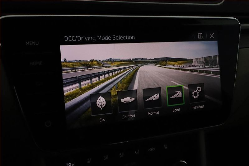 Škoda Superb (2017) 2.0 TDI, Automat, Kůže, Navi - fotka 14 z 20