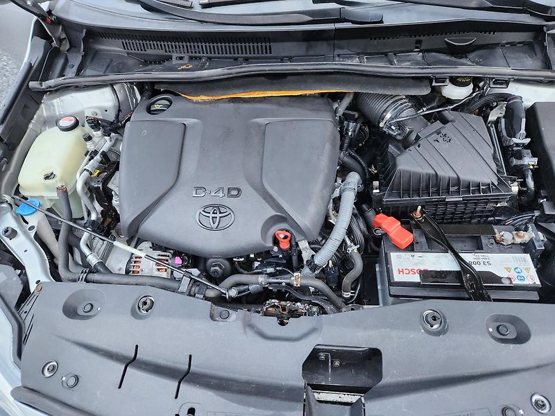 Toyota Avensis 2.0 D-4D Navi Kamera  - fotka 16 z 18