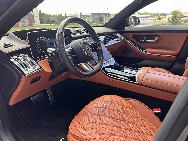 Mercedes-Benz Třídy S S 580 4MATIC LONG - fotka 9 z 40