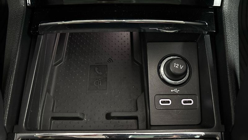 Škoda Karoq 2.0 TDI Style - fotka 22 z 28