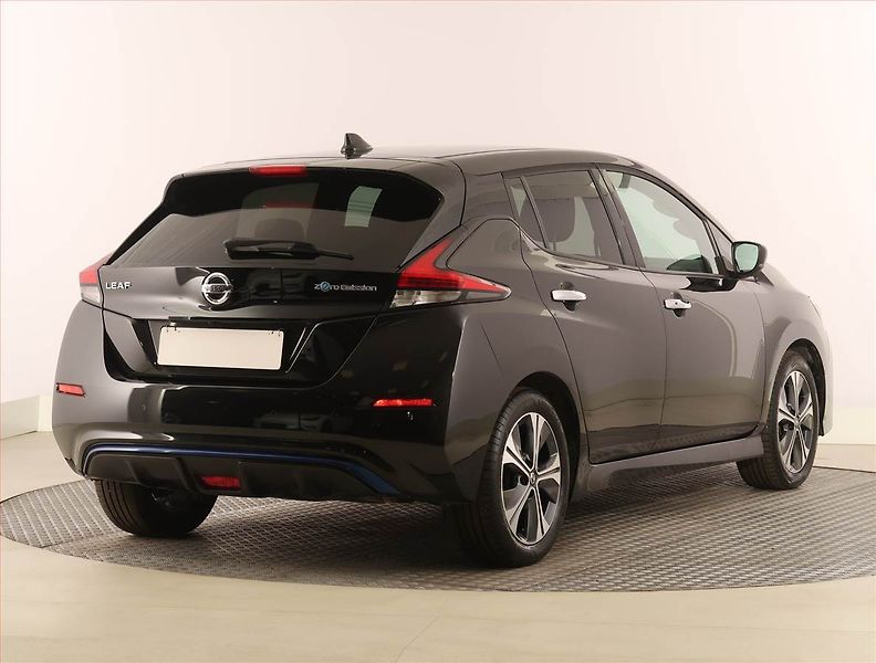 Nissan Leaf (2021) 40 kWh, SoH 91%, Automat - fotka 5 z 25